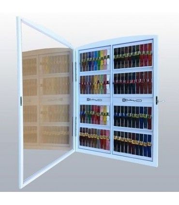 Expositor para 80 correas de reloj